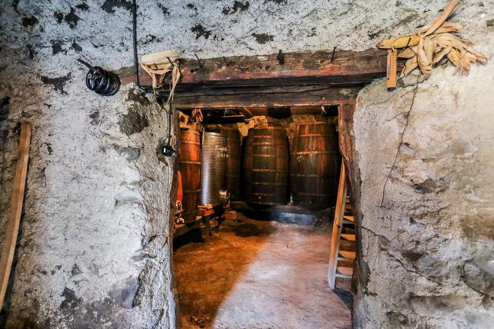 grotto - Törggelen al Larmhof in alto adige